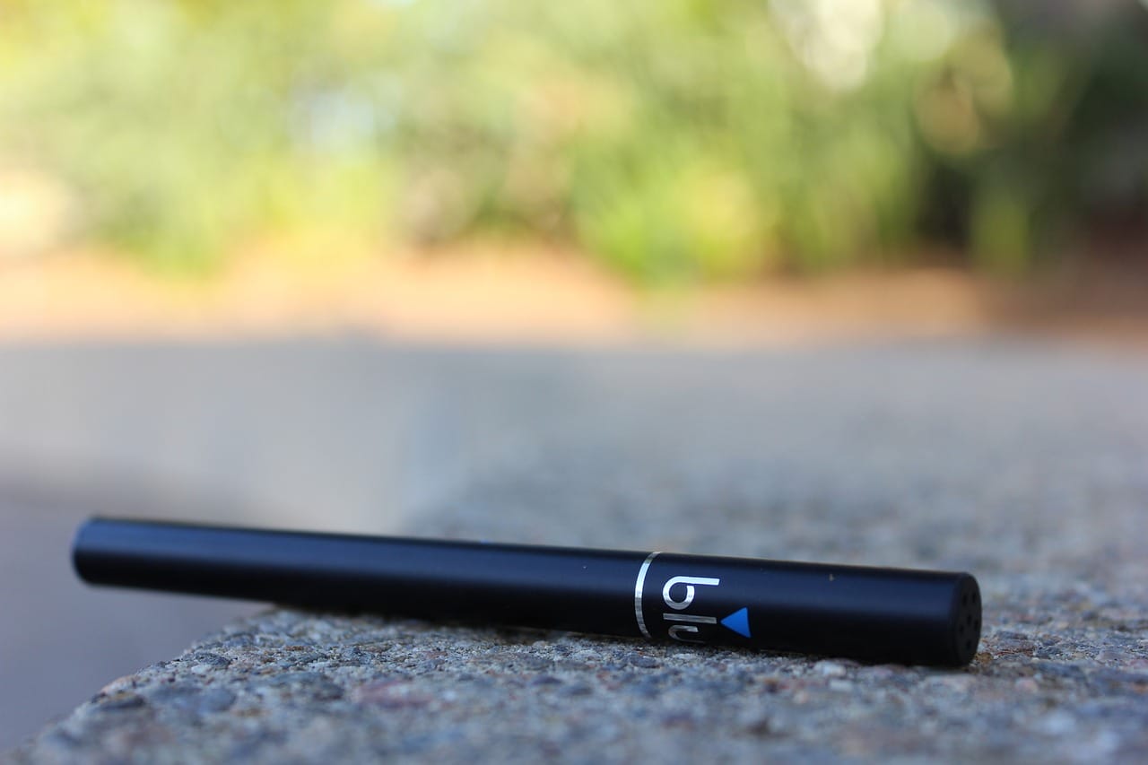 Proper Conduct When Using Vape Pens in Public Areas
